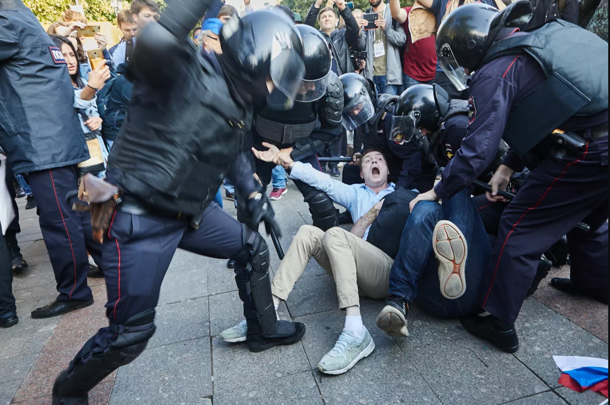 Принудительная акция. Полиция избивает митингующих. Разгон демонстрации в Москве.